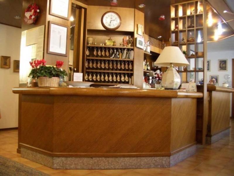 沙尔酒店 Sarre 外观 照片